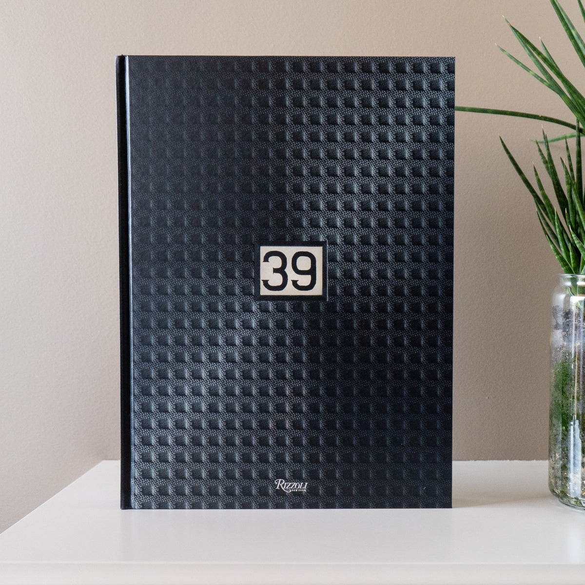 Royal Oak 39 The Book