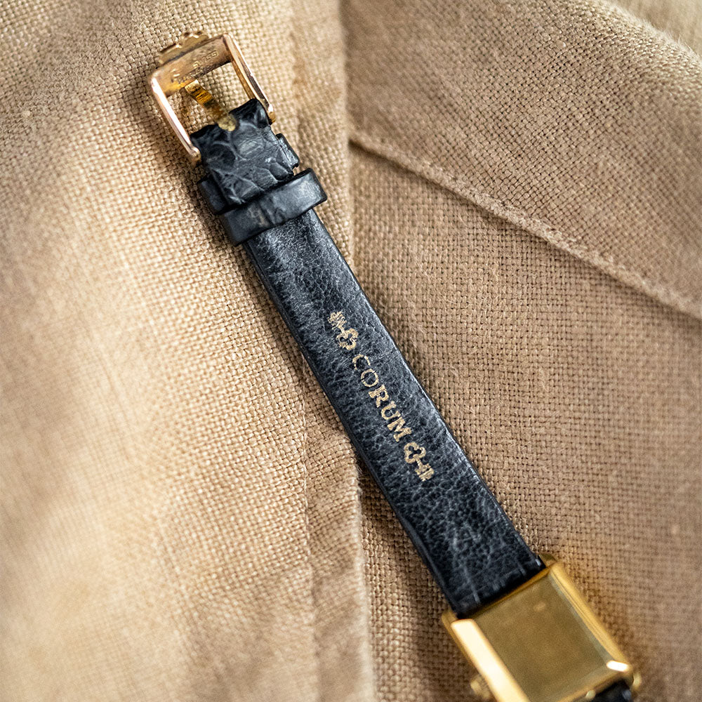 Corum Tank "Mini" in Oro 18kt