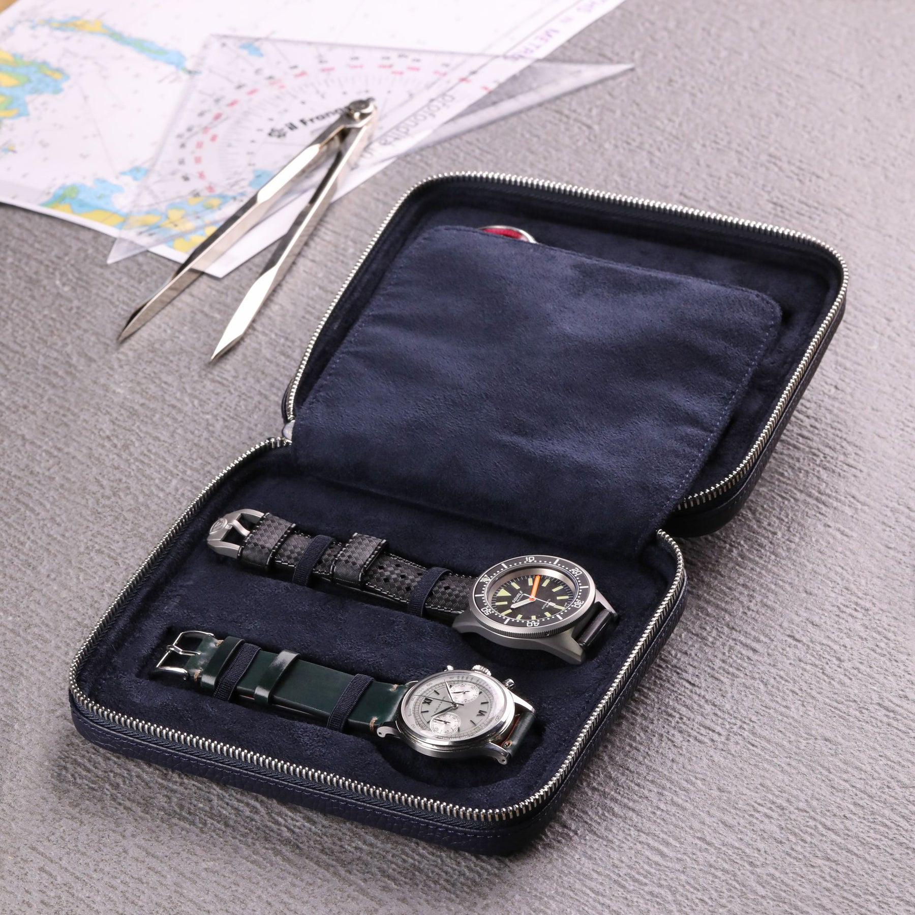 Mare: Blue Leather Watch Case for 4 Watches