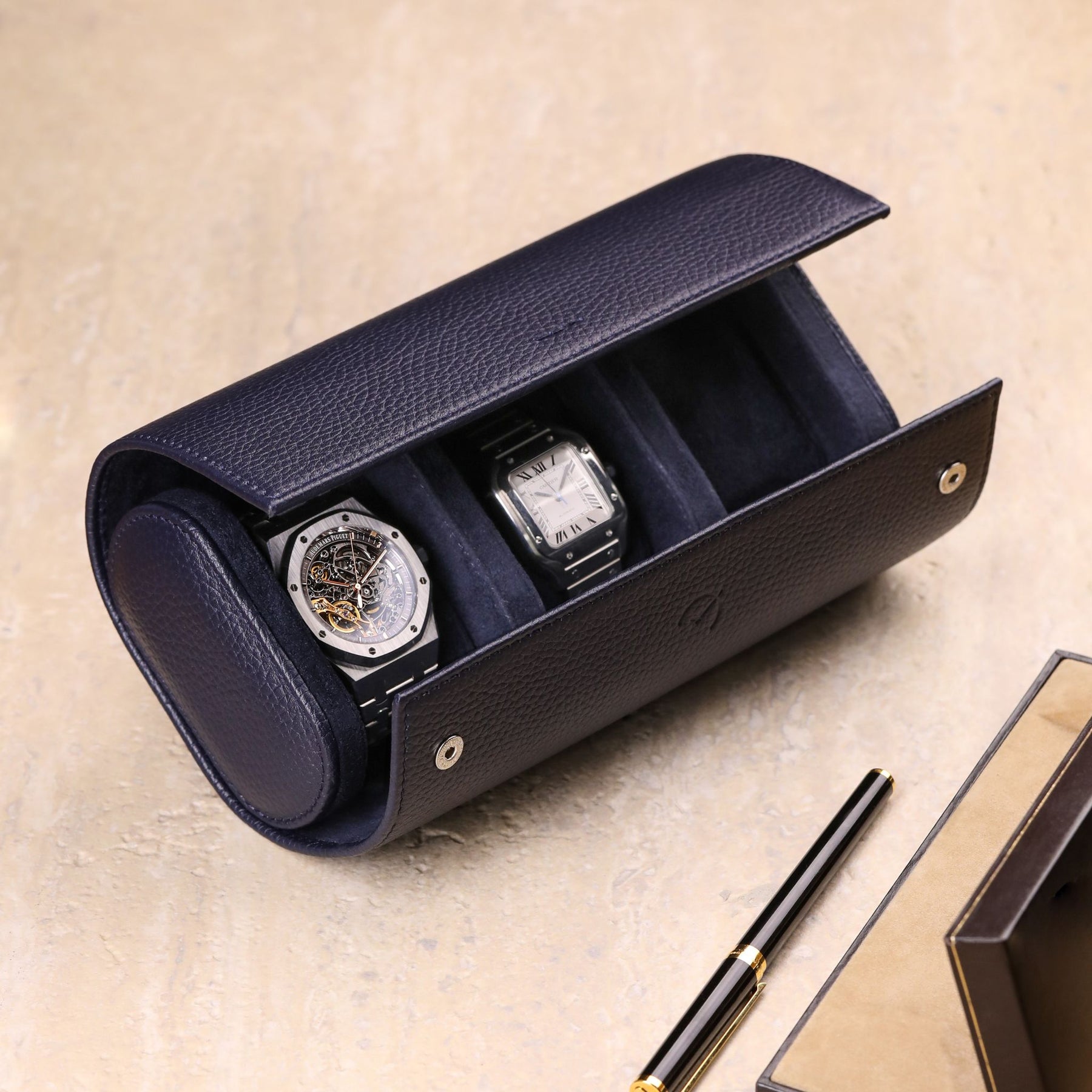 Mare: Roll Blue Leather Watch Holder for 3 Watches
